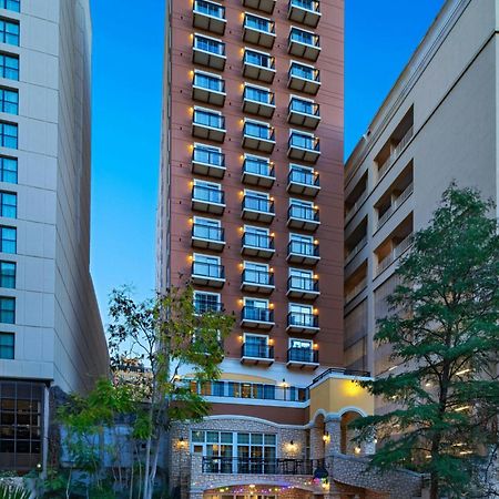 Courtyard By Marriott San Antonio Riverwalk Zewnętrze zdjęcie