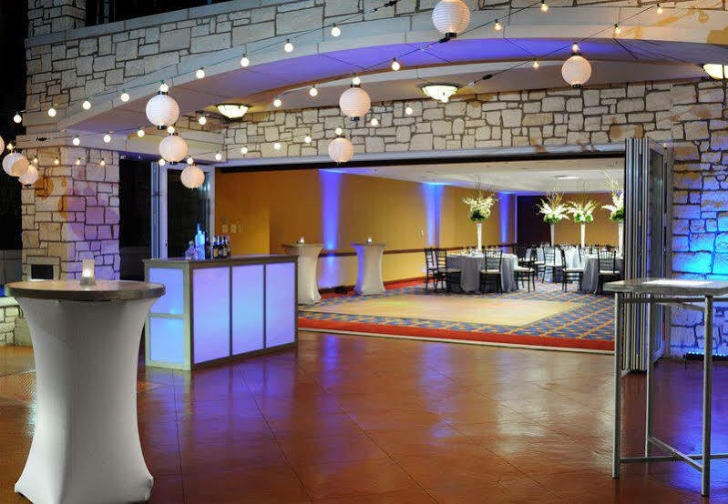 Courtyard By Marriott San Antonio Riverwalk Zewnętrze zdjęcie